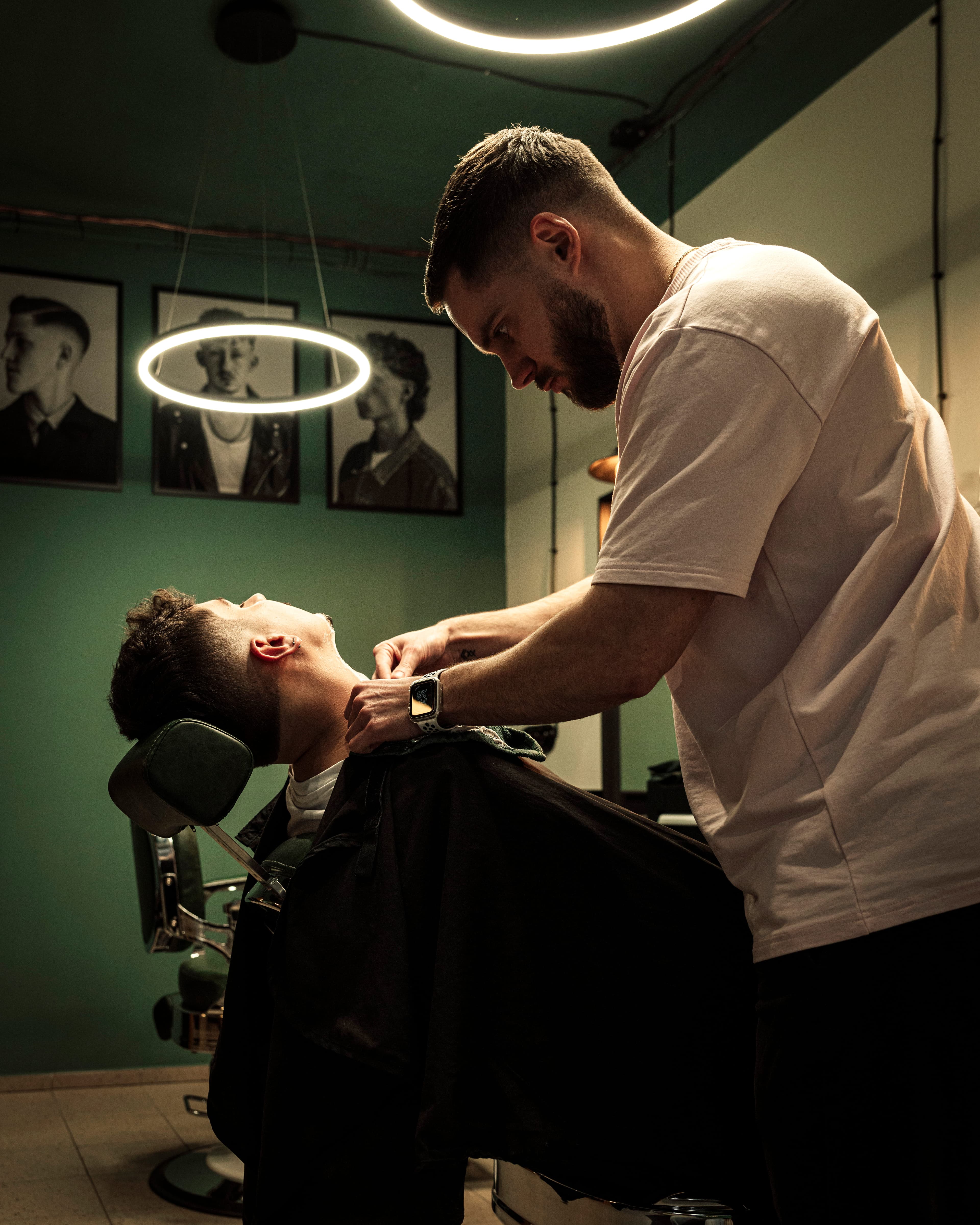 Shelbyland Barbershop - Professional barber work 18
